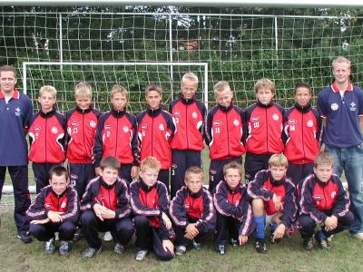 2004-2005_Hoofddorp_D1_team_holjpg